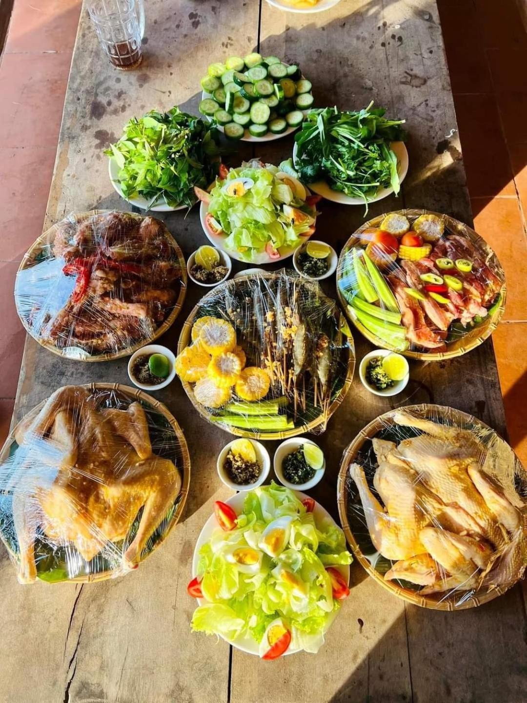 An Nhien Farm - Venuestay Buon Ma Thuot Buitenkant foto